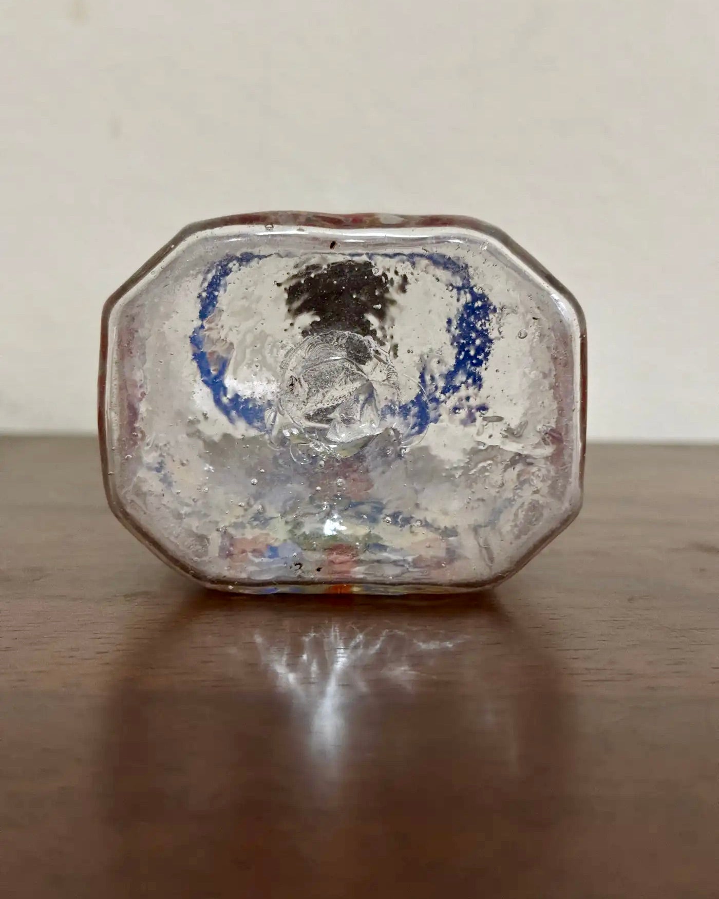 Botella Alemana de Vidrio Pintado del Siglo XVIII