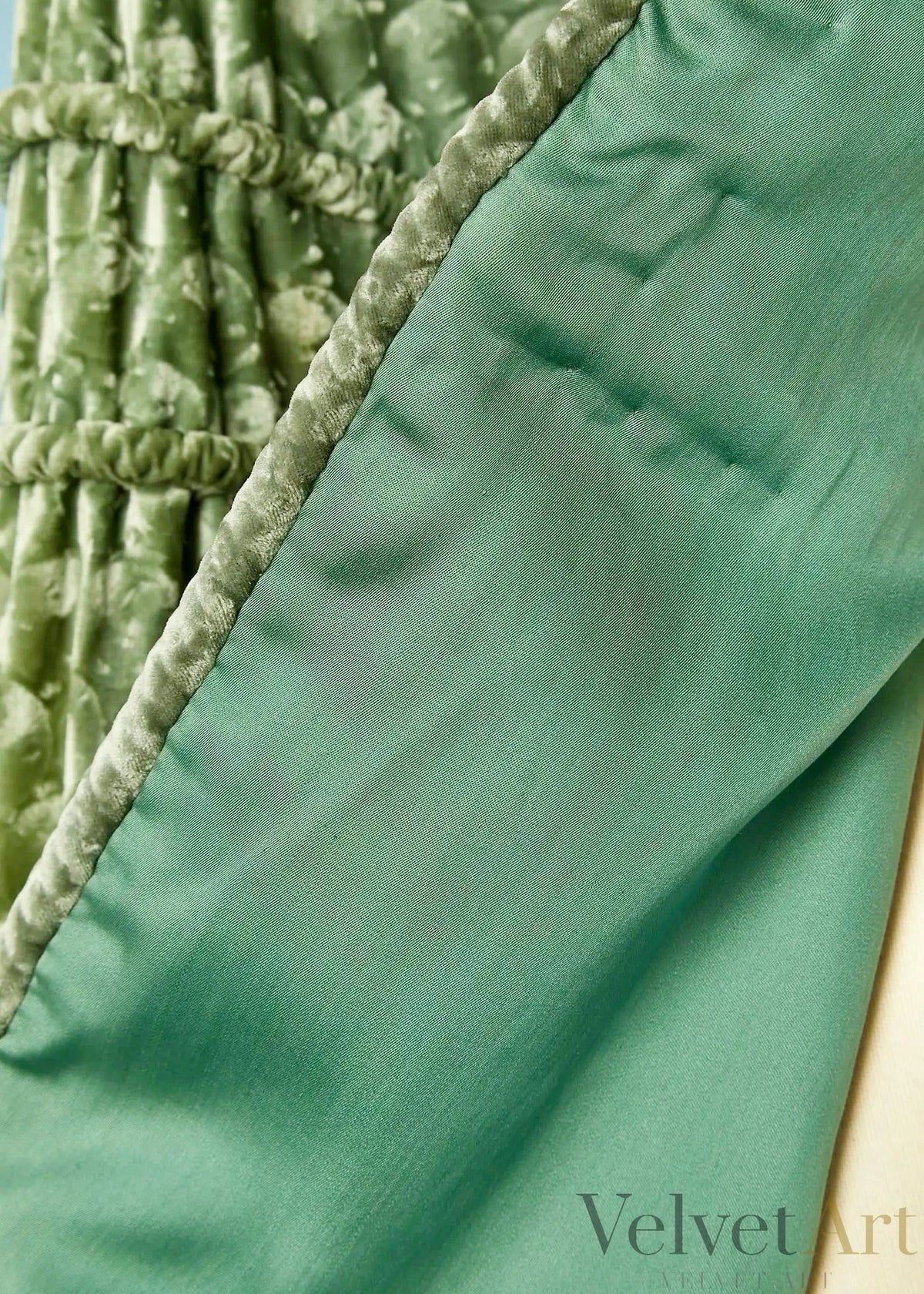 Capa de Ópera de Terciopelo Verde de 1925