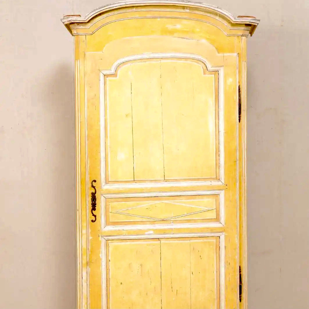 Alacena Amarilla con Pintura Original | Francia, siglo XIX