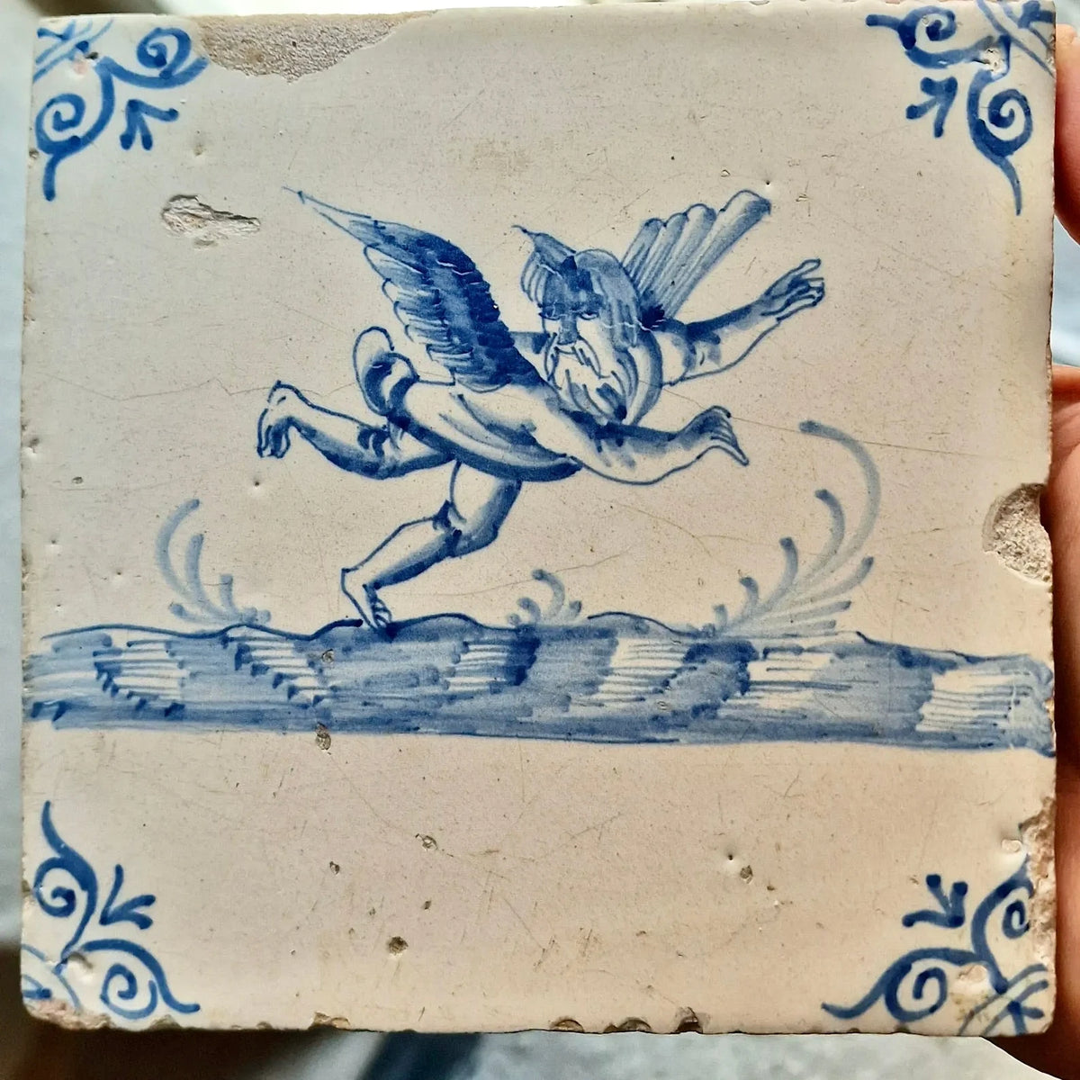 “Ícaro” | Azulejo Azul de Delft de 1640 | Siglo XVII