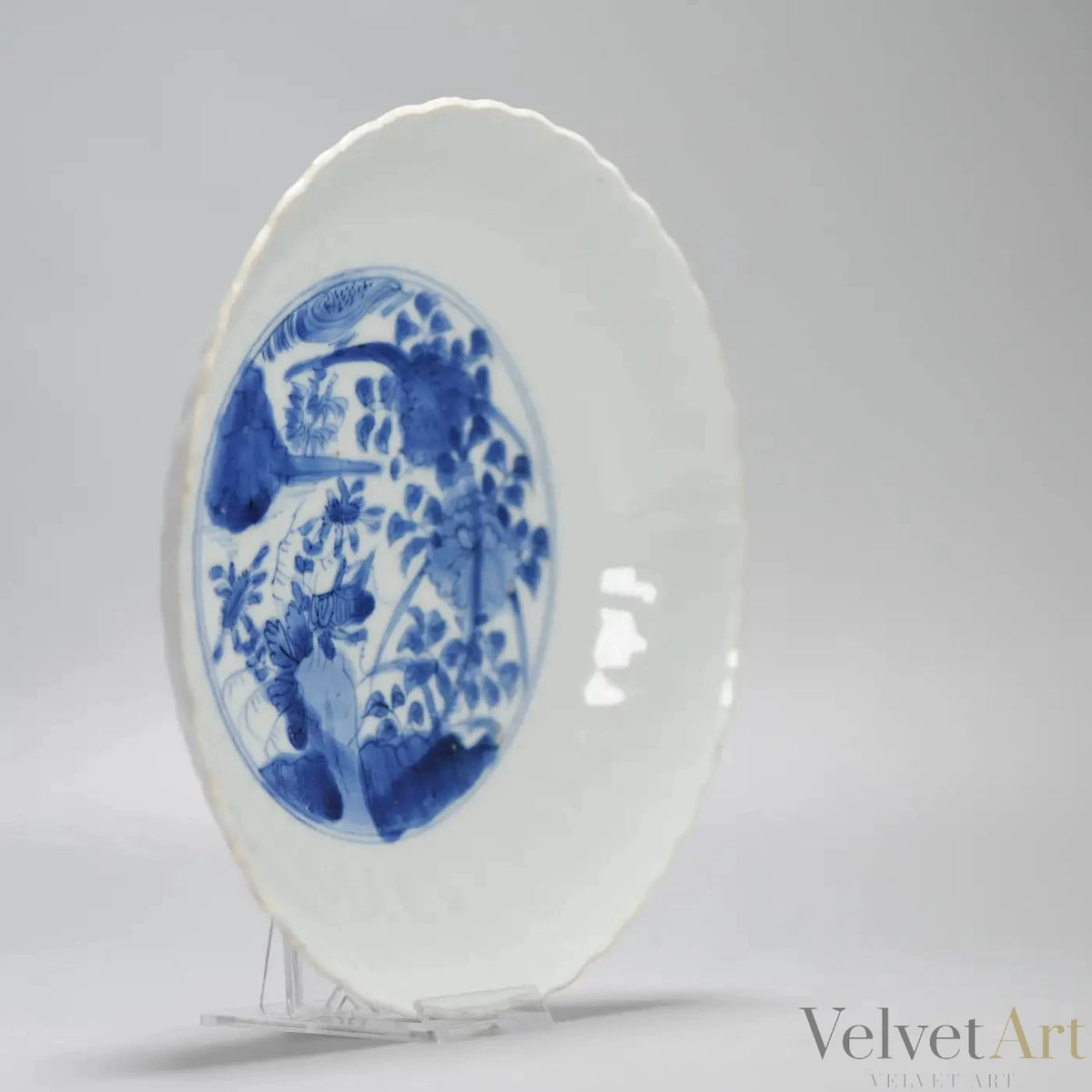 Plato Kraak Azul Cobalto | Porcelana China Dinastía Ming, 1600