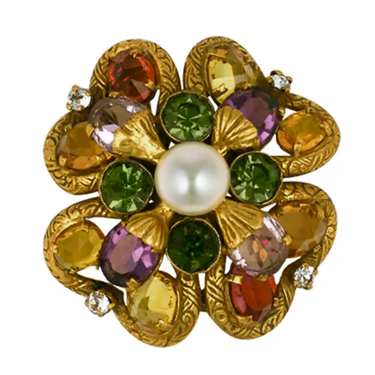 Broche de Coco Chanel Trébol con Perla de 1957