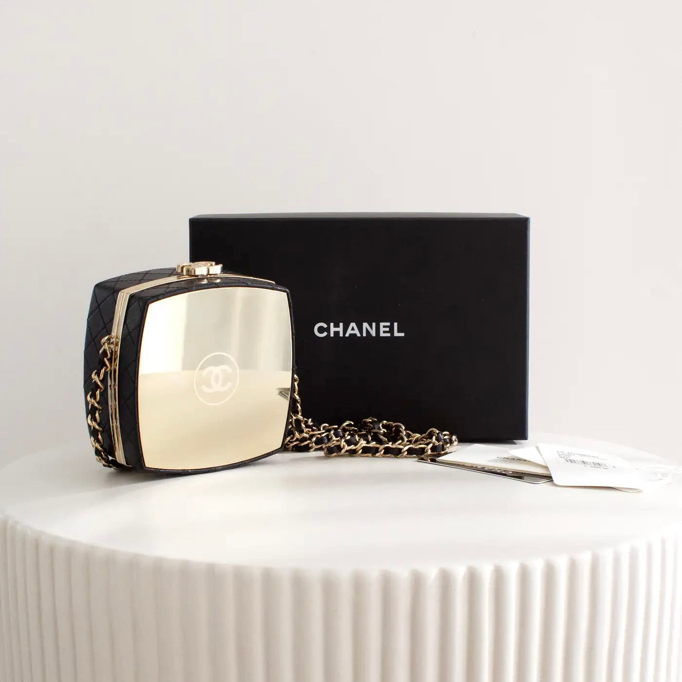 Bolso Chanel Dorado y Cuero de Cordero con Espejo de 2010