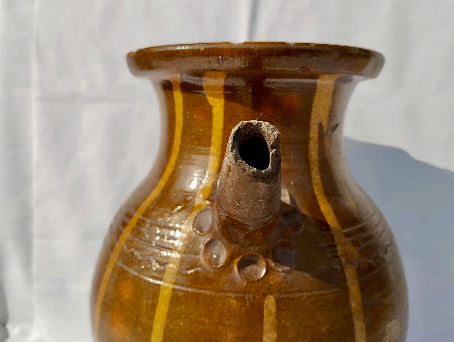 Jarra Tradicional Húngara del Siglo XIX