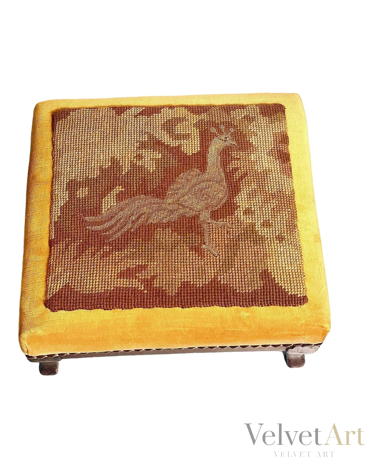 Silla de Terciopelo Amarillo con Escabel, Francia, 1860 – vista 6 de 6
