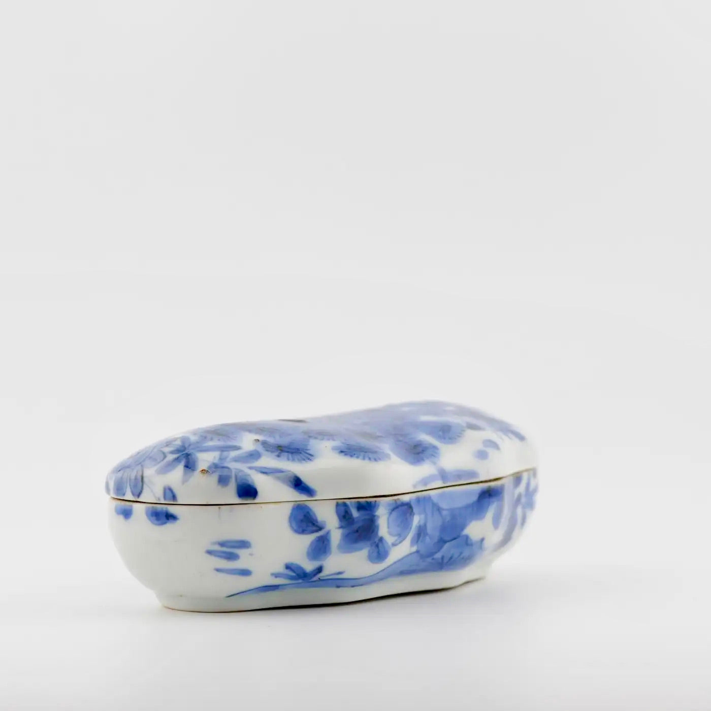 Porcelana Japonesa Azul y Blanca | Periodo Edo Temprano | 1660–1680