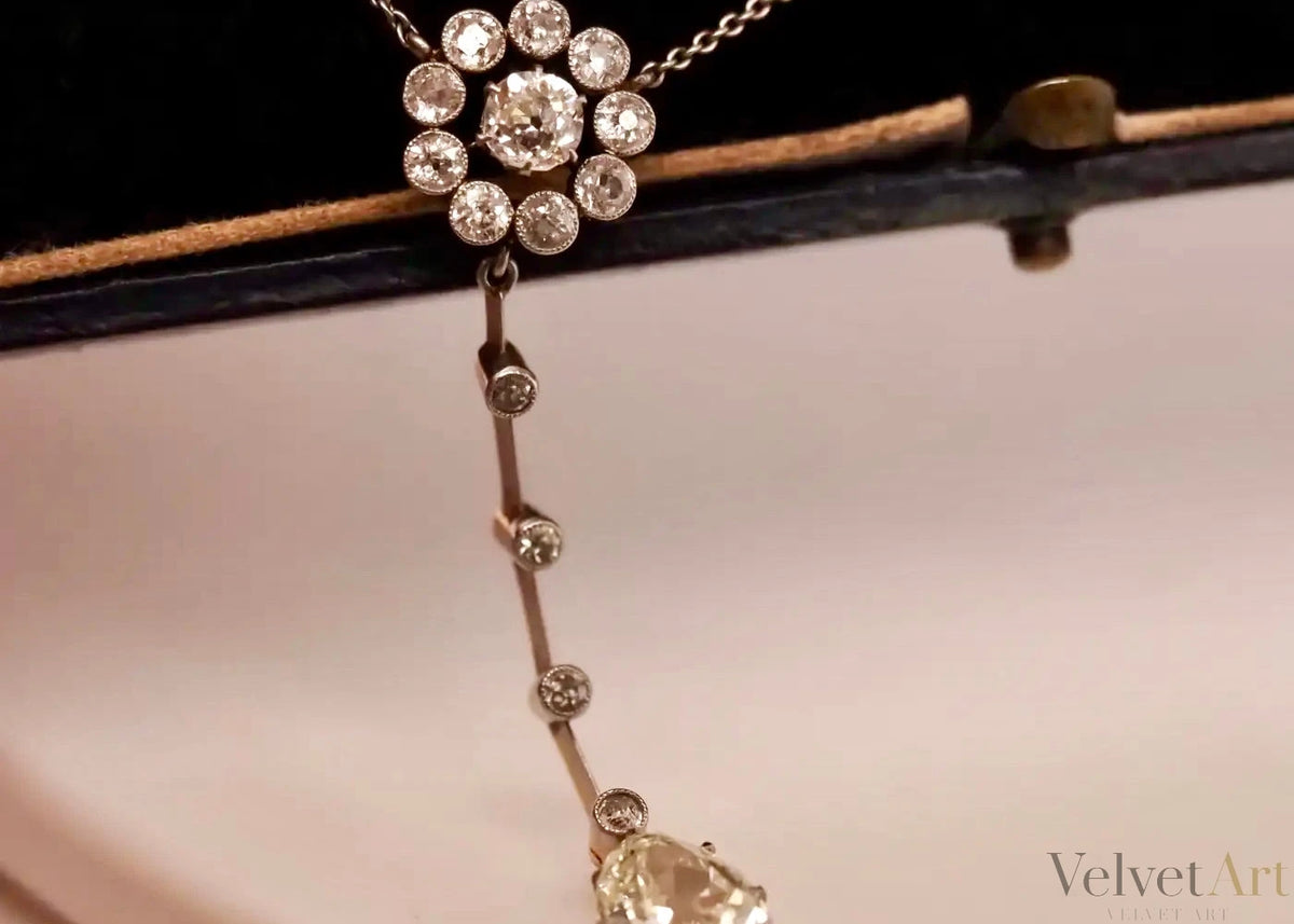 Colgante Eduardiano de Oro Amarillo, Platino y Diamantes de 1900