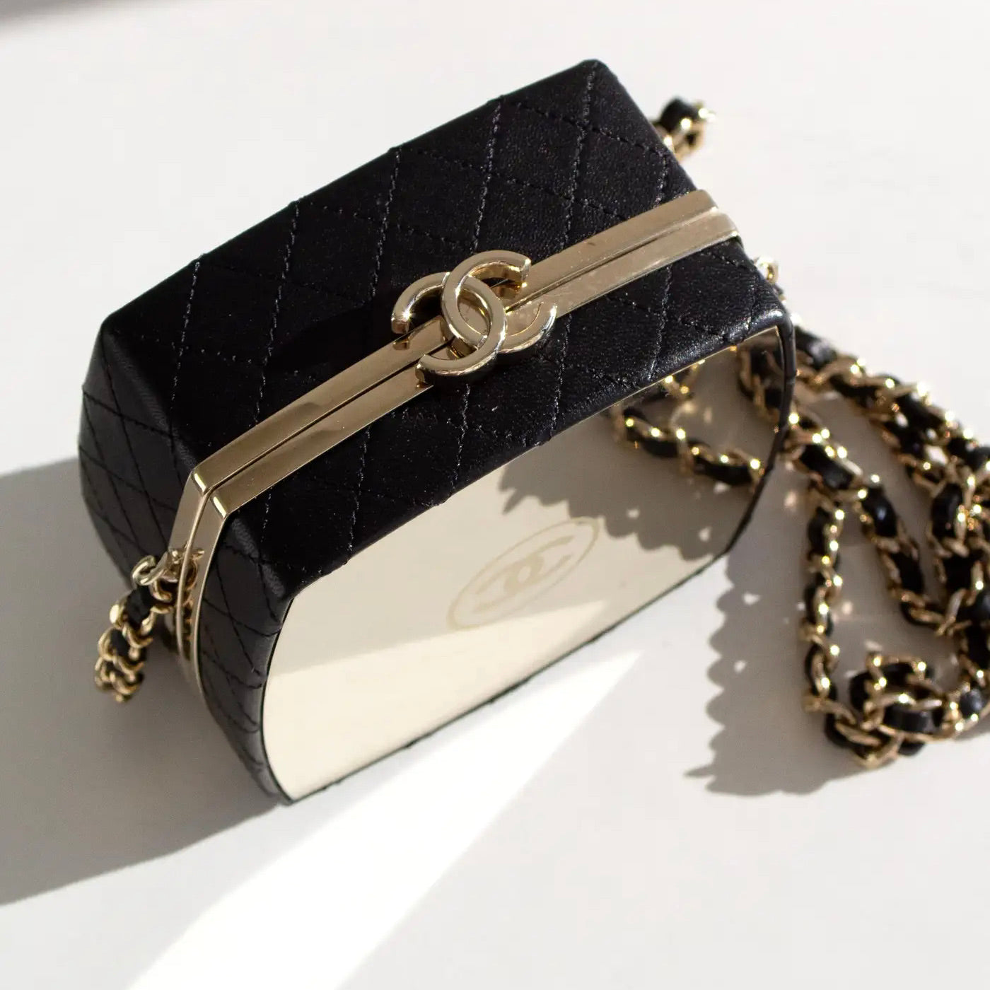 Bolso Chanel Dorado y Cuero de Cordero con Espejo de 2010