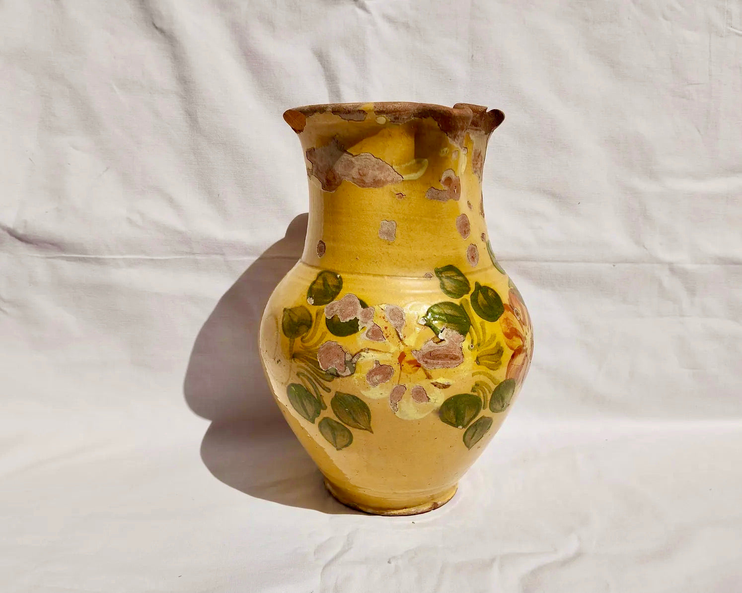 “Jarra Amarilla Floral” Cerámica Tradicional Húngara | Vintage 1900