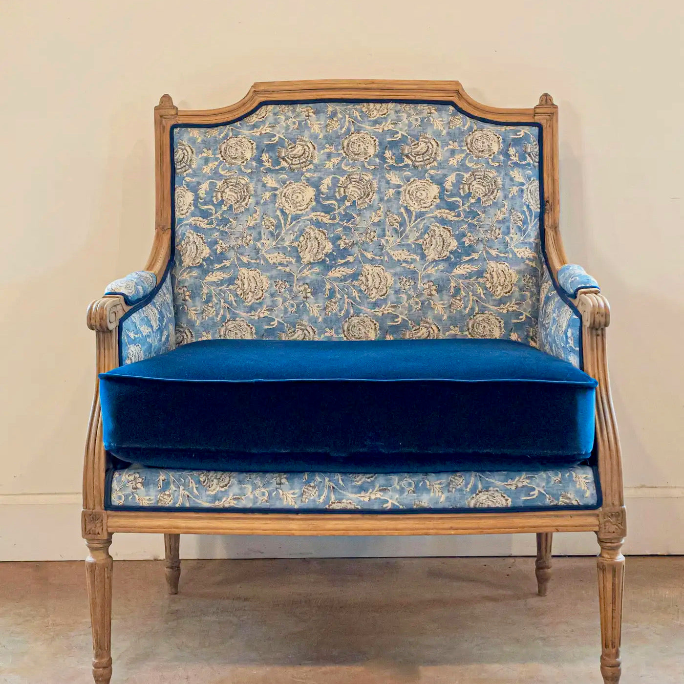 Silla Bergère Marquesa Estilo Luis XVI | Francia | Siglo XIX