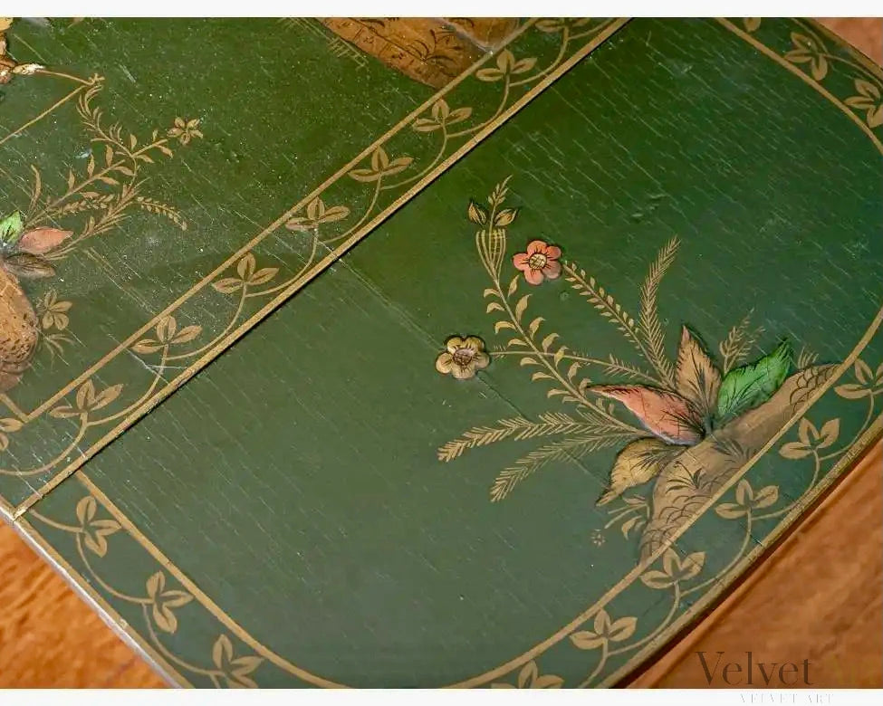 Mesa Abatible Estilo Chinoiserie Pintada a Mano, años 1920–1930