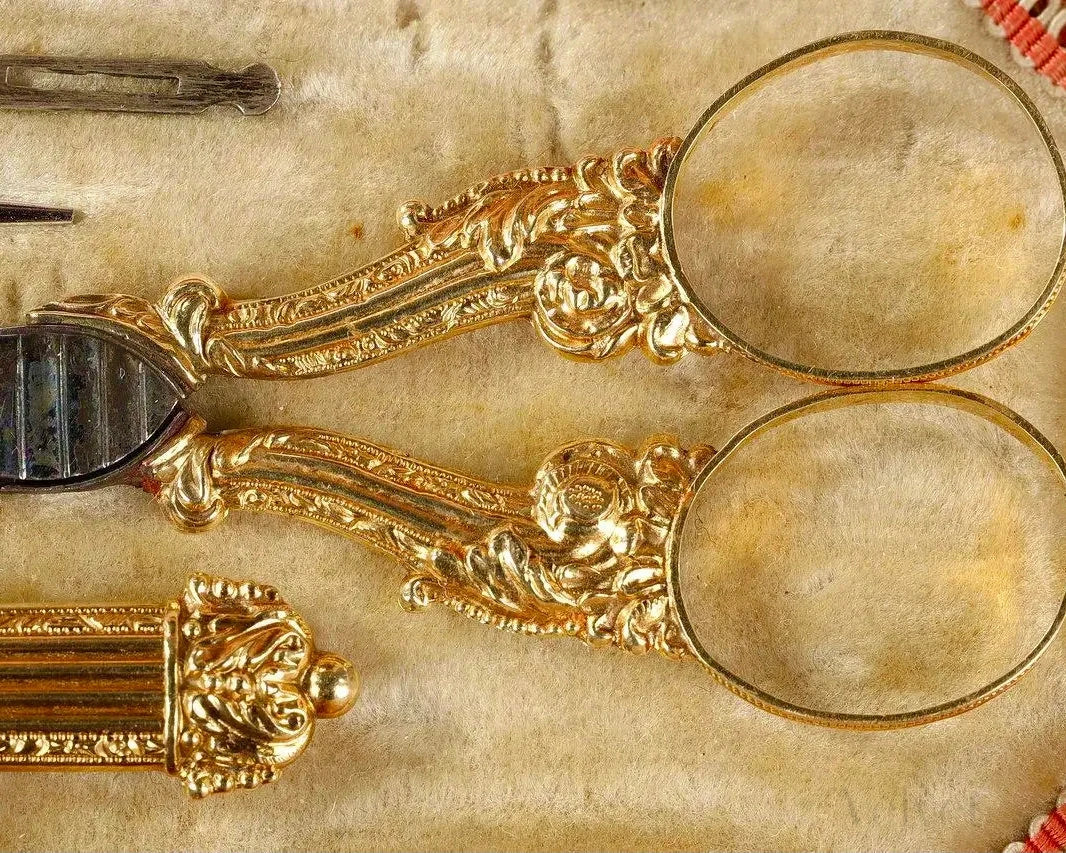 Costurero de Palisandro | Oro y Plata | Francia, 1830