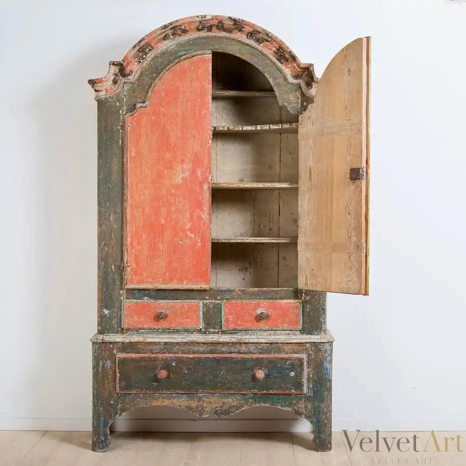 Gabinete rococó sueco de pintura original de 1780