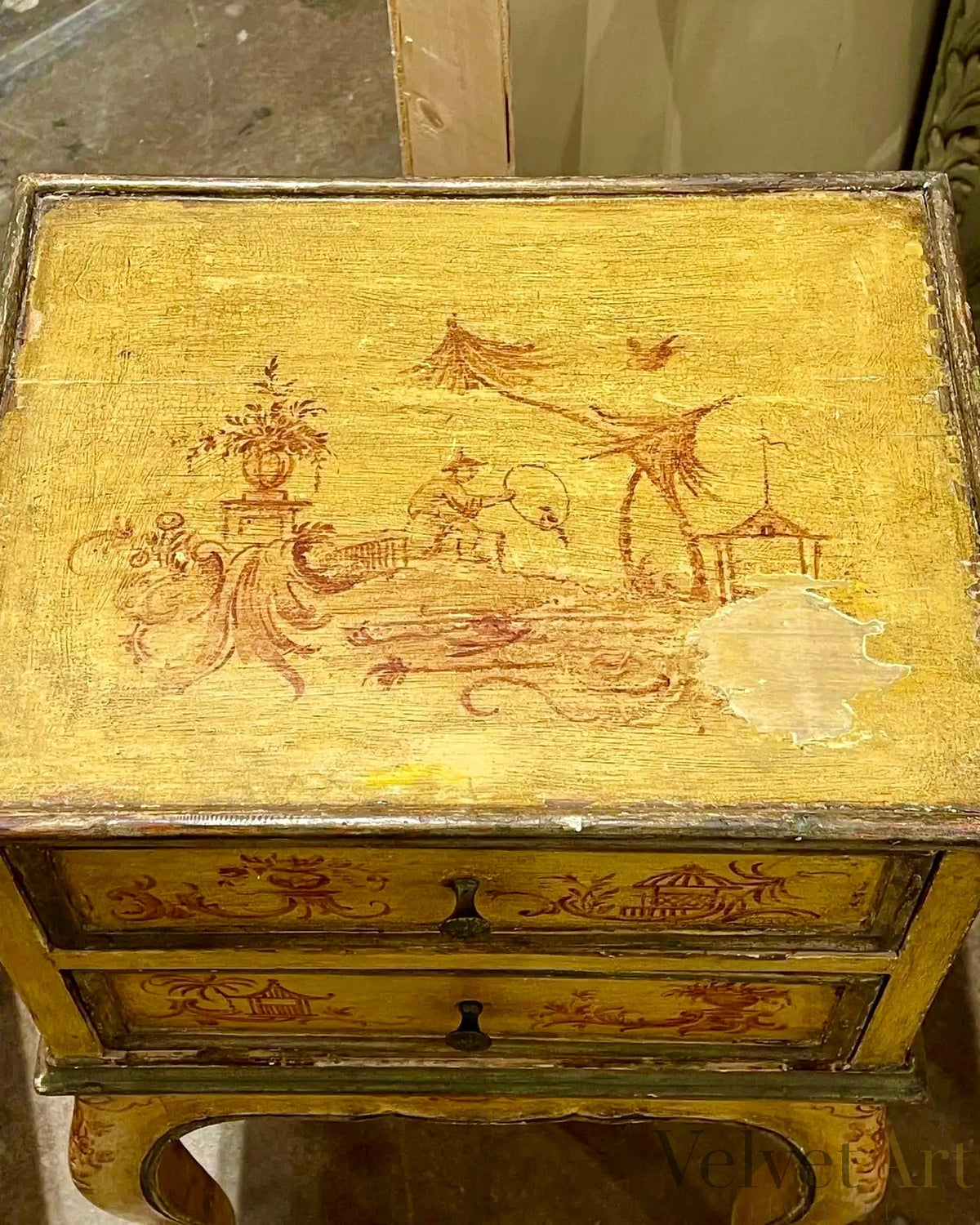 “Mesas Auxiliares Chinoiserie” Italia 1910 | Mueble Pintado con Pátina Original