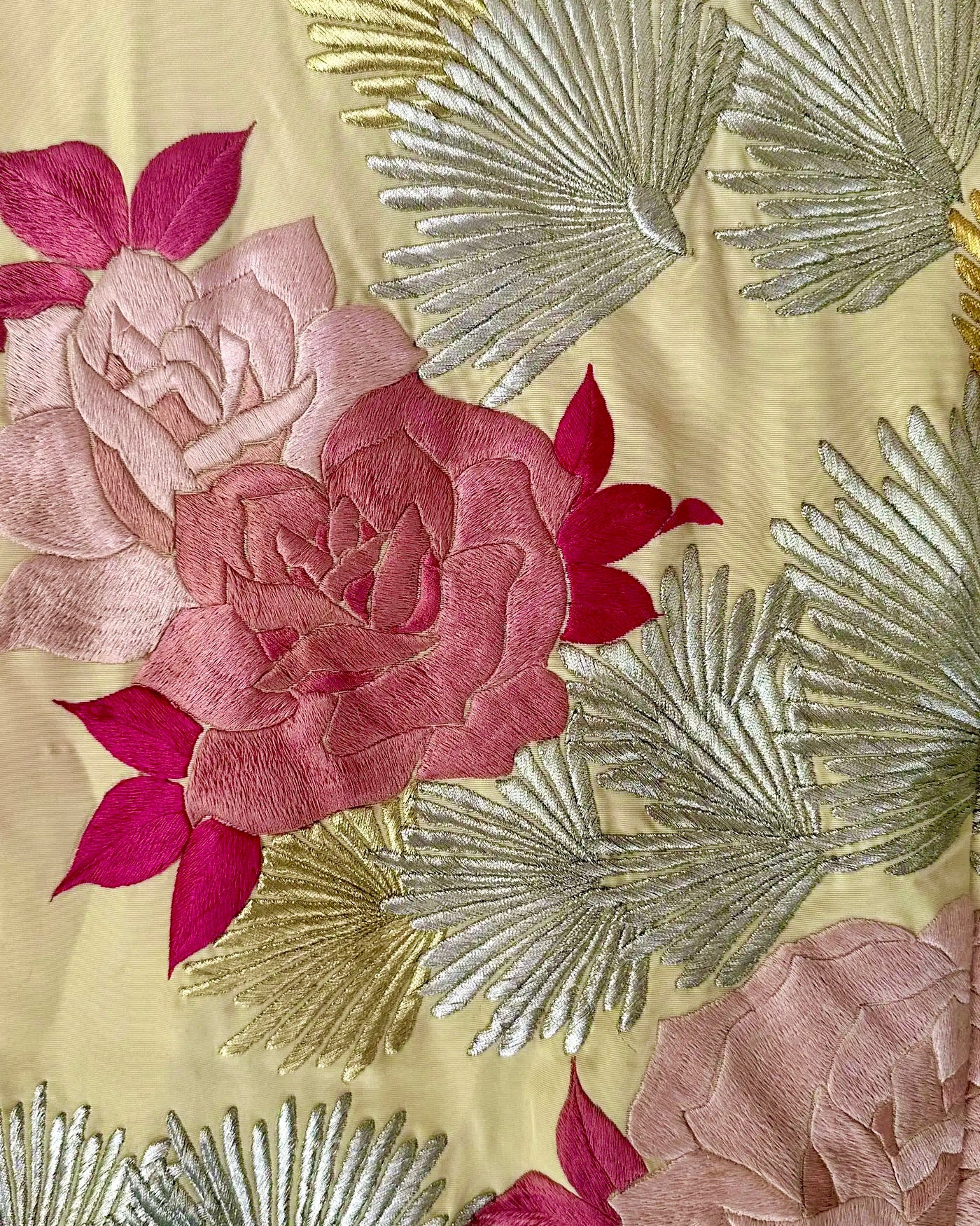 Kimono de Boda | Bordado sobre Seda | Japón | 1930