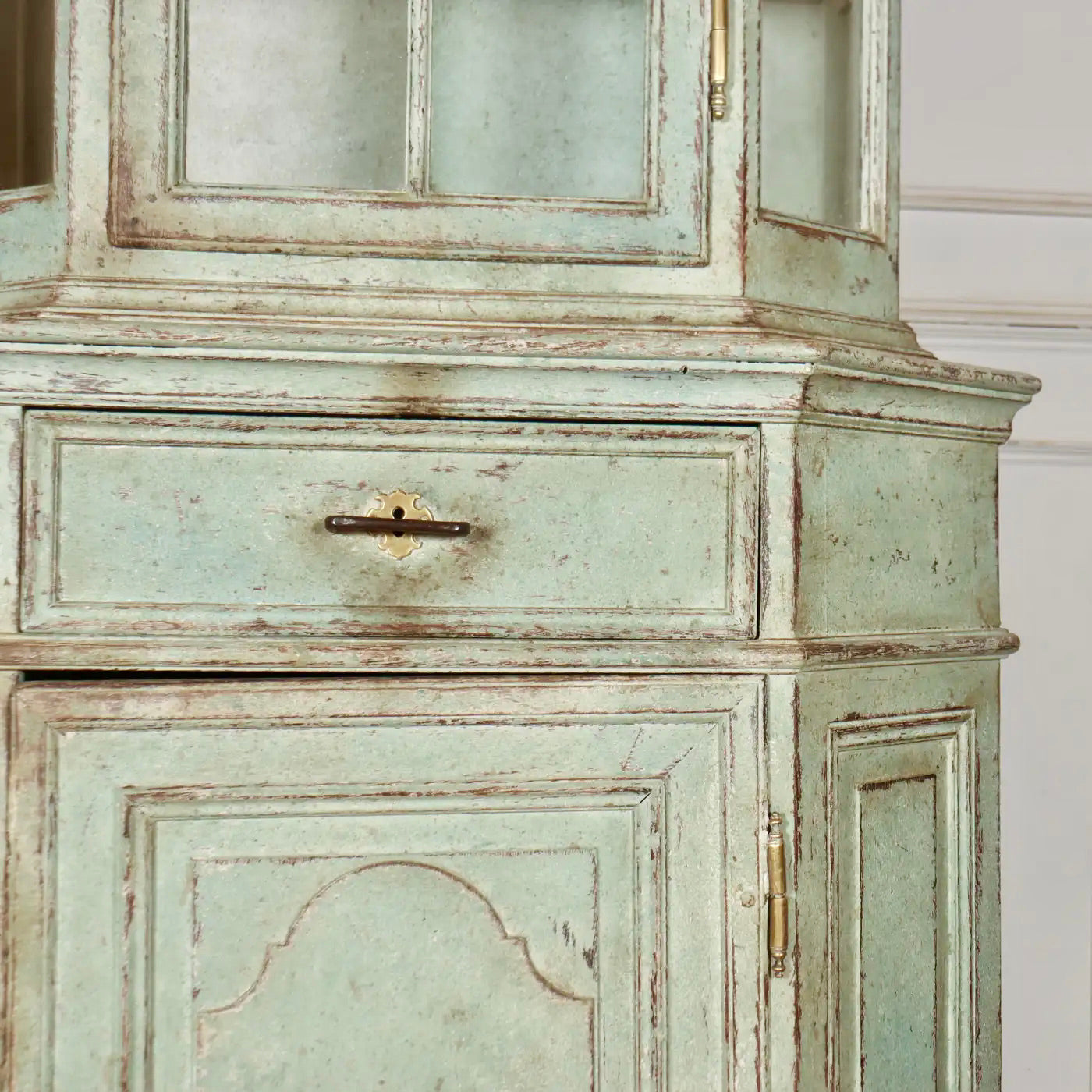 Vitrina Holandesa de Roble Pintado del Siglo XVIII