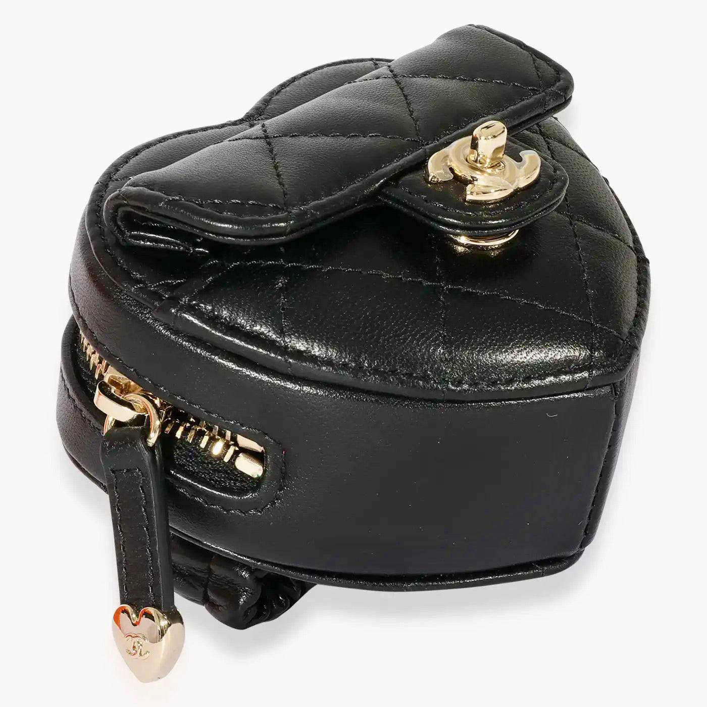 Chanel | Monedero Negro Acolchado de Piel con Forma de Corazón