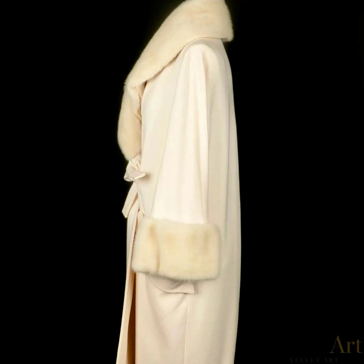 Christian Dior, Abrigo de Visón y Lana Color Hueso – vista 5 de 9
