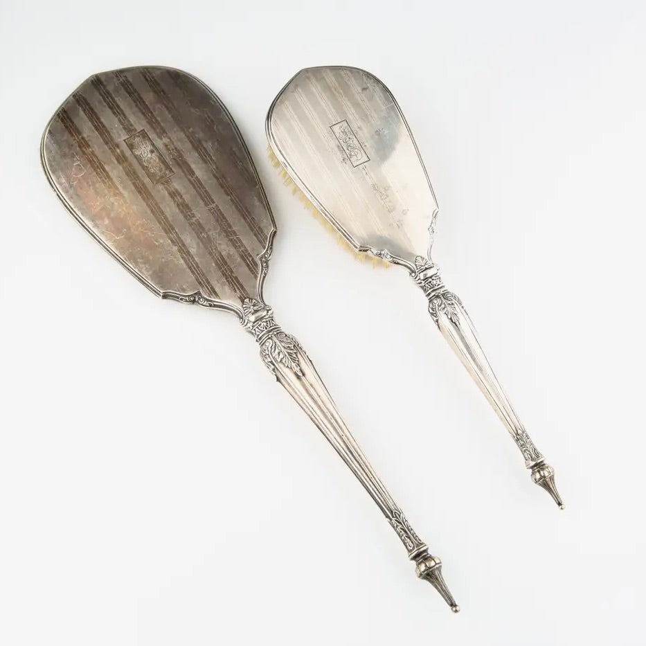 Juego de Tocador George Webster Co | Espejo y Cepillo de Plata de Ley de 1869