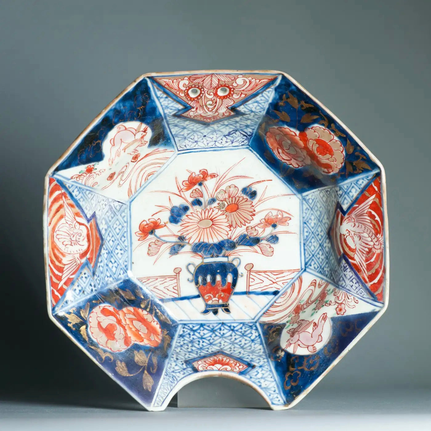 Cuenco de Barbero de Porcelana Imari del Siglo XVIII
