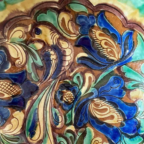 Antiguo cuenco hecho por artesanos en Transilvania