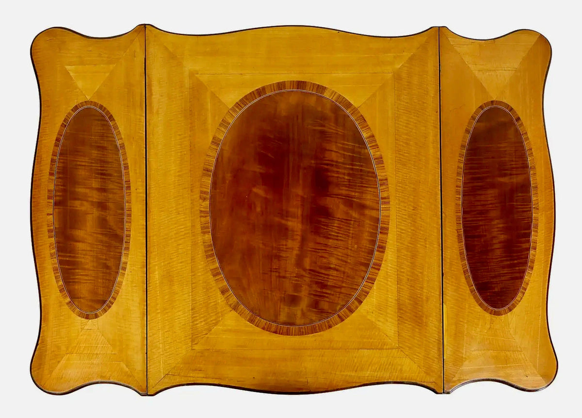 Mesa Pembroke Jorge III de Madera Satinada y Caoba – vista 2 de 9