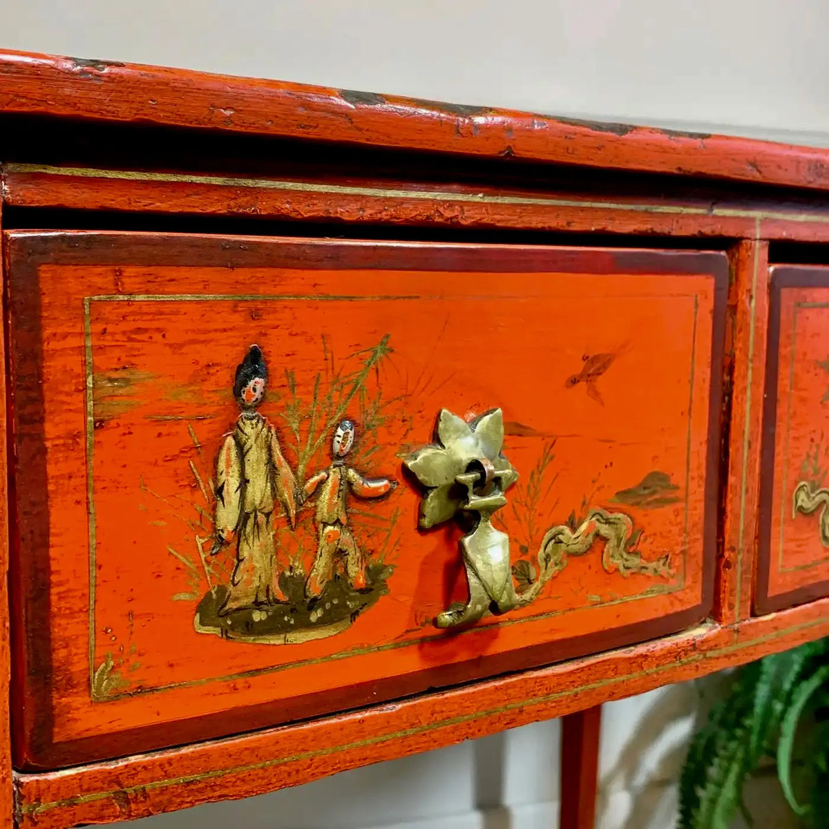 Escritorio Jorge III Rojo con Escenas Chinoiserie | Inglaterra 1780