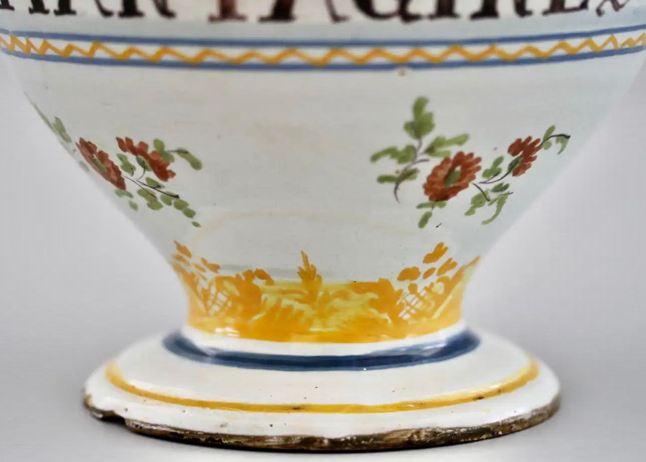 Jarrón de Sirope Italiano Barroco de Savona, Pintado a Mano, Siglo XVIII