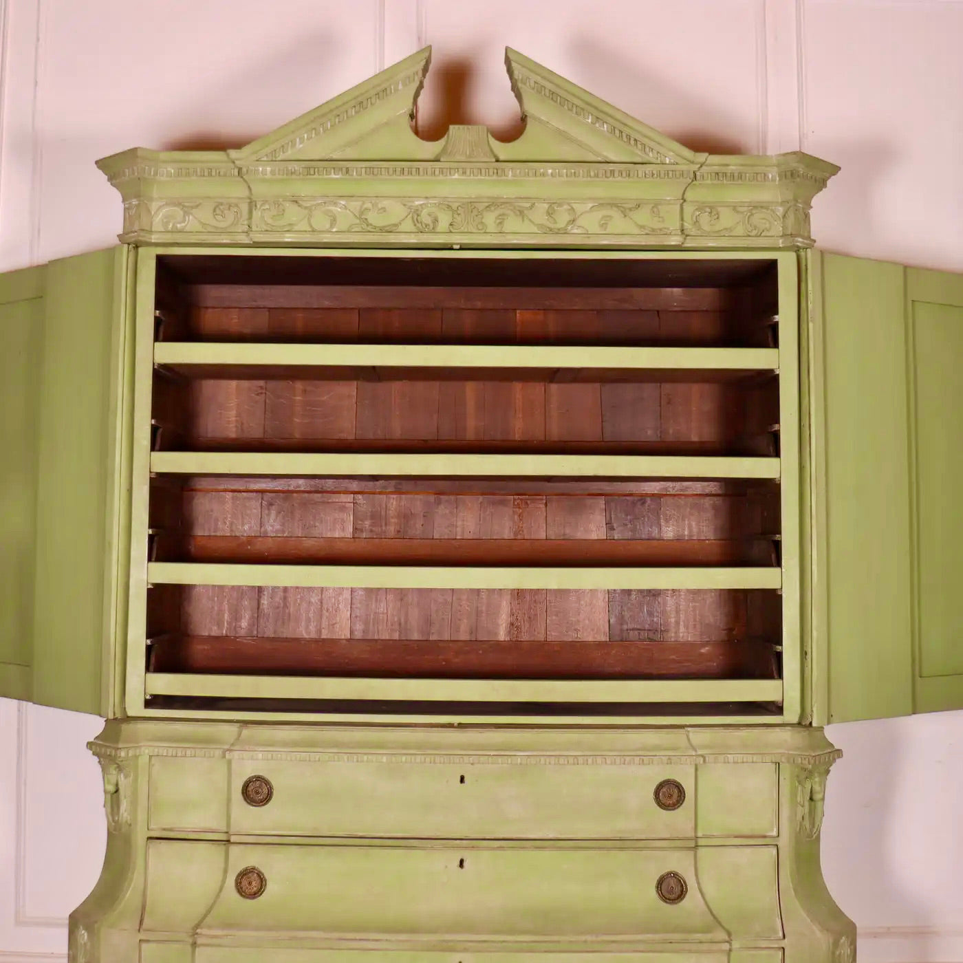 Armario para Ropa Blanca de Casa de Campo | Holanda, 1780