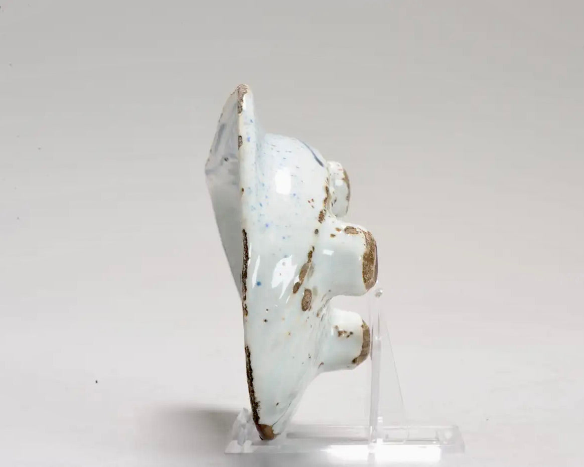 Plato Chino Kosometsuke de Porcelana Azul Bajo Vidriado | Literato en Paisaje | Periodo Ming, Siglo XVII