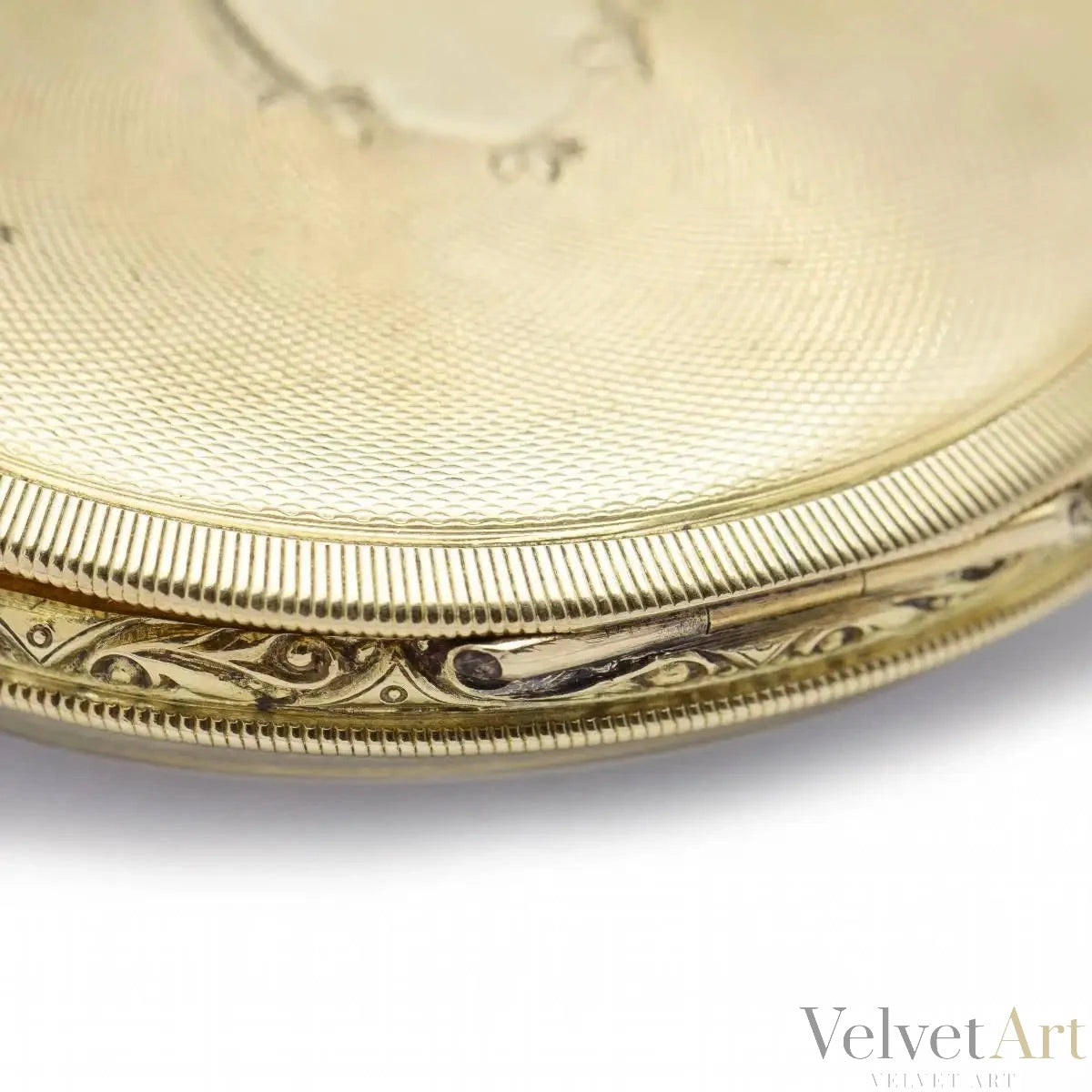 Reloj de Bolsillo Omega en Oro de 18 Quilates. Sabonette con Esfera de Esmalte