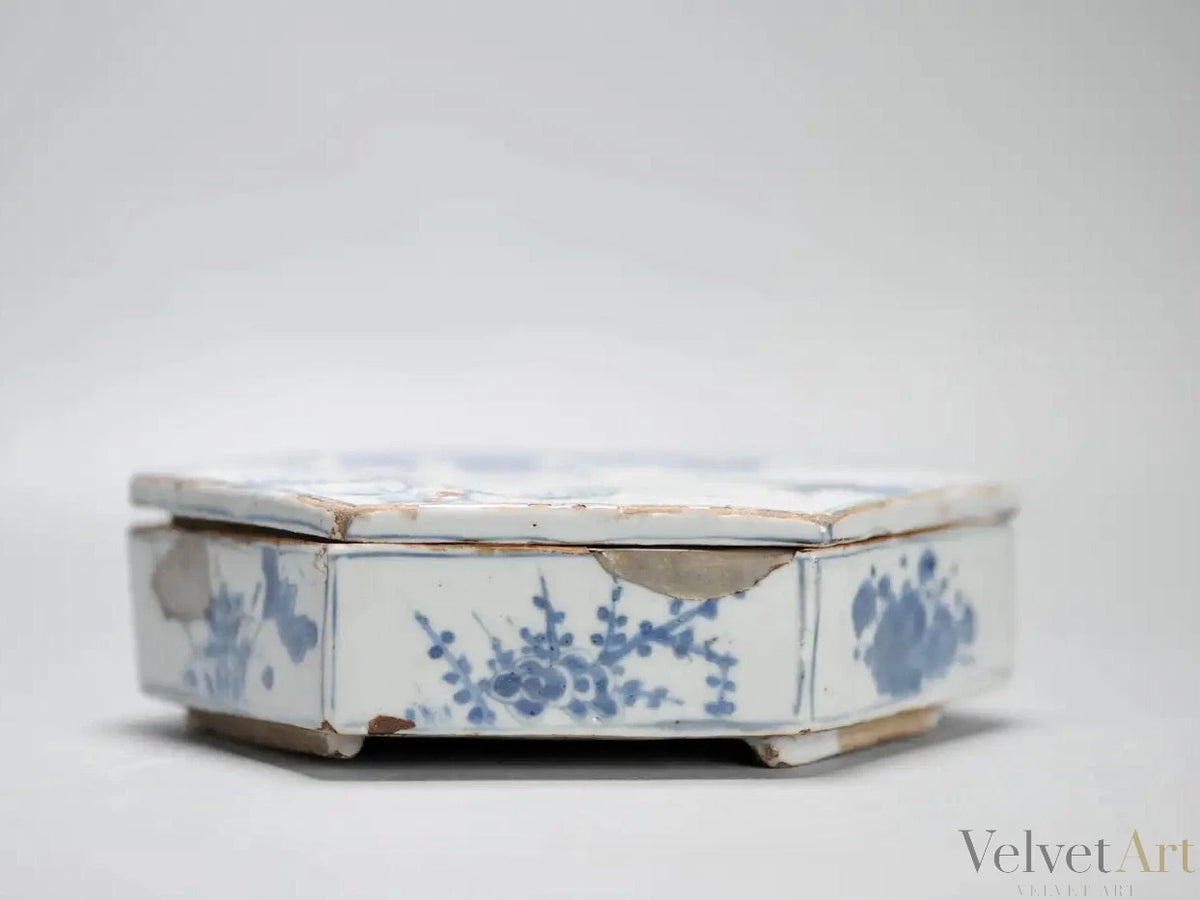 Caja de Porcelana Kosometsuke | Jingdezhen, Siglo XVII