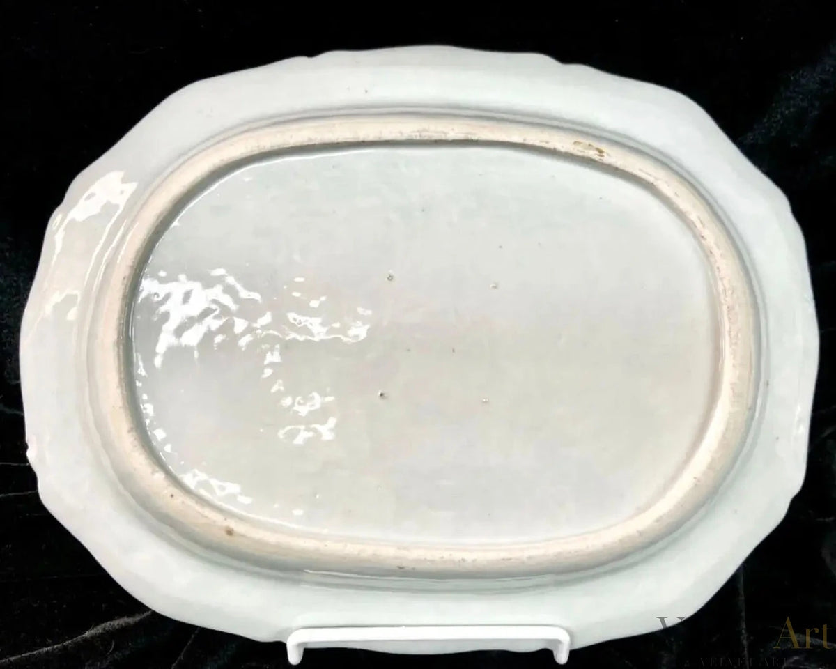 Plato de Porcelana Famille Rose del Siglo XVIII
