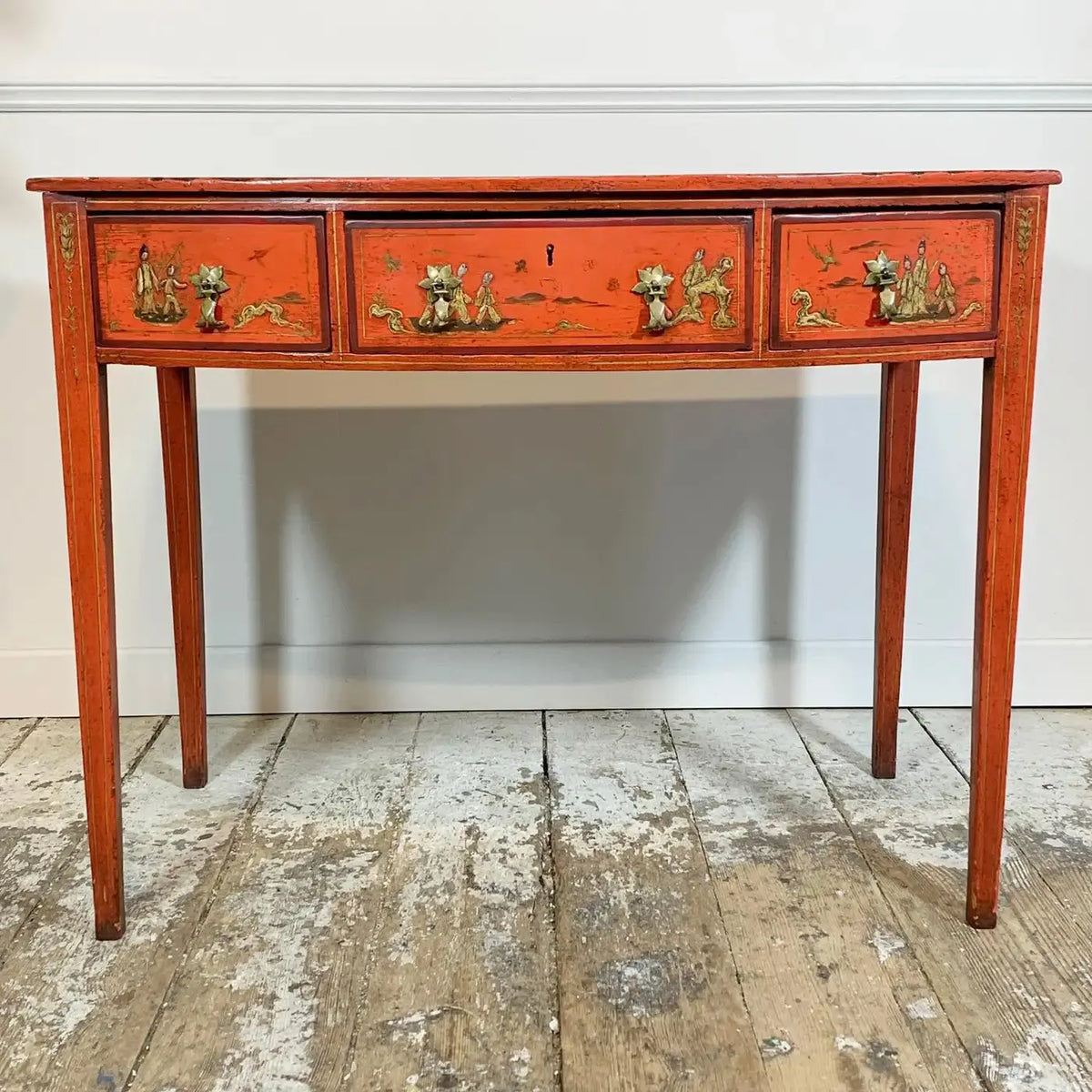 Escritorio Jorge III Rojo con Escenas Chinoiserie | Inglaterra 1780