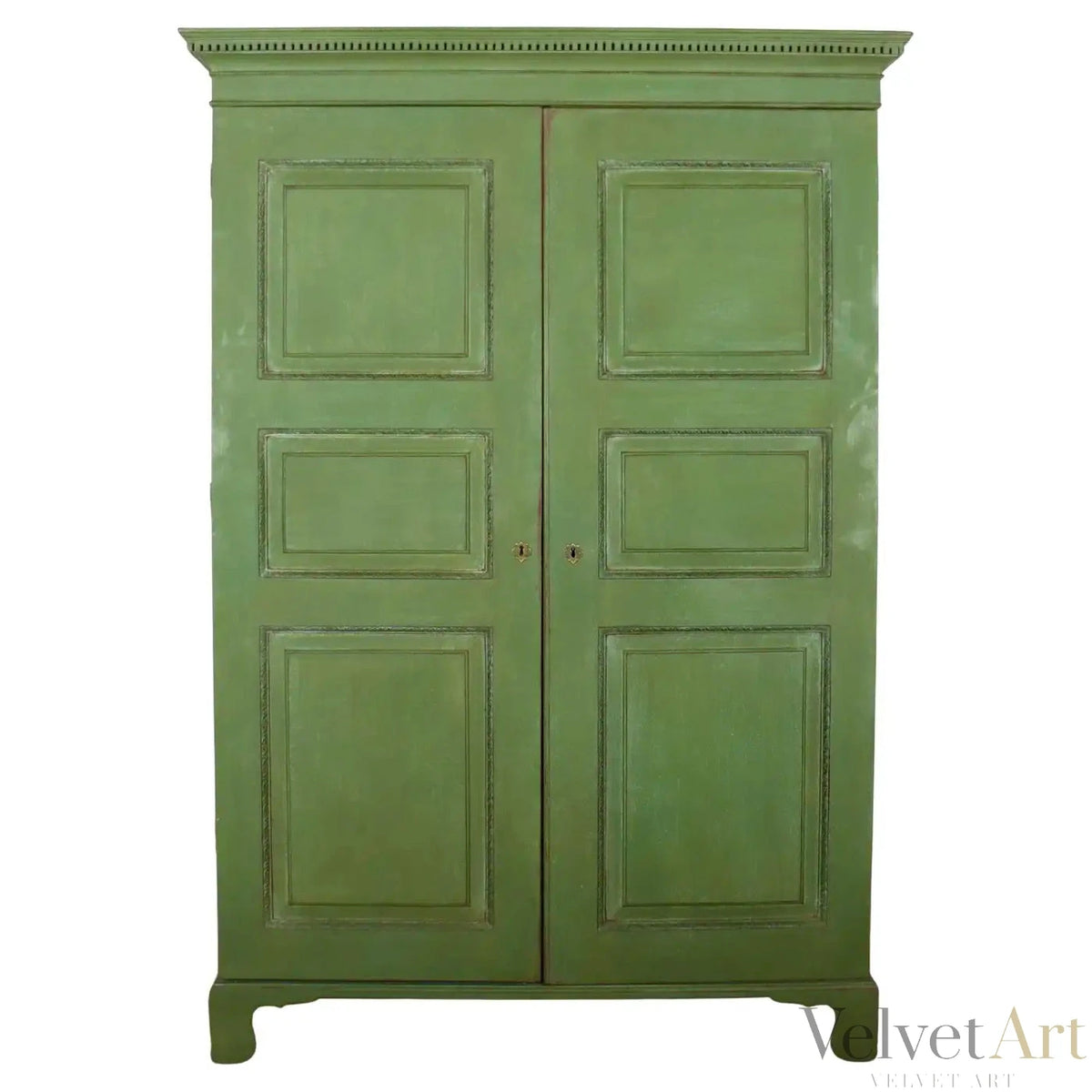 Armario inglés Jorge III de roble pintado de 1780