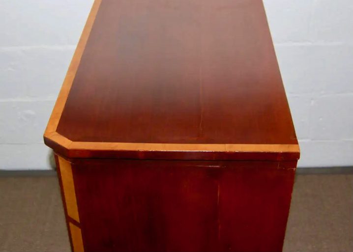 Cómoda de Nogal y Abedul | Dinamarca, 1810