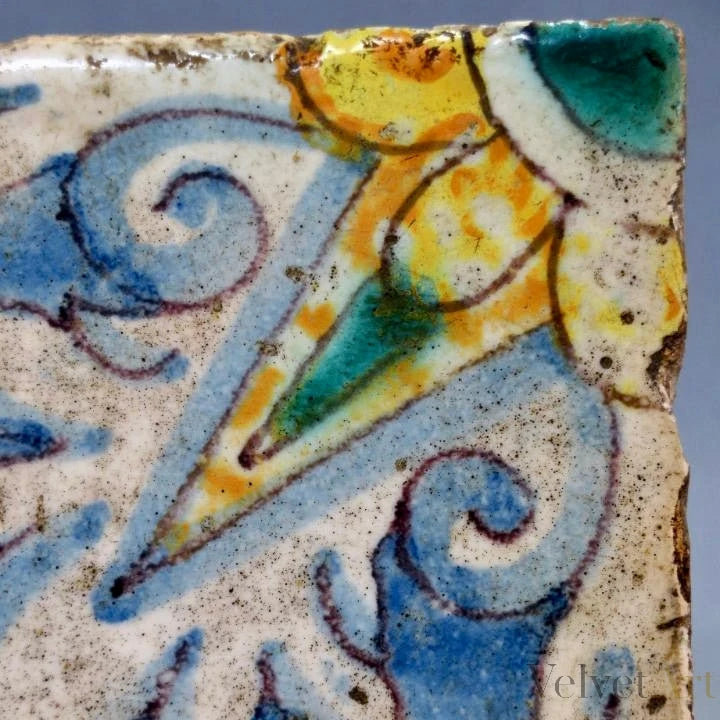 Azulejo de Triana Verde y Amarillo Esmaltado | Sevilla, Siglo XVII