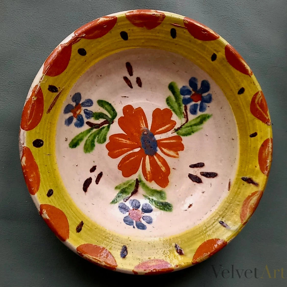 Plato Tradicional Rumano Pintado a Mano