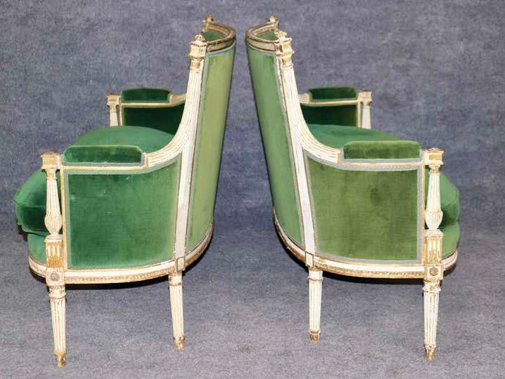 Sofás de Terciopelo Verde Estilo Luis XVI | Francia, 1890
