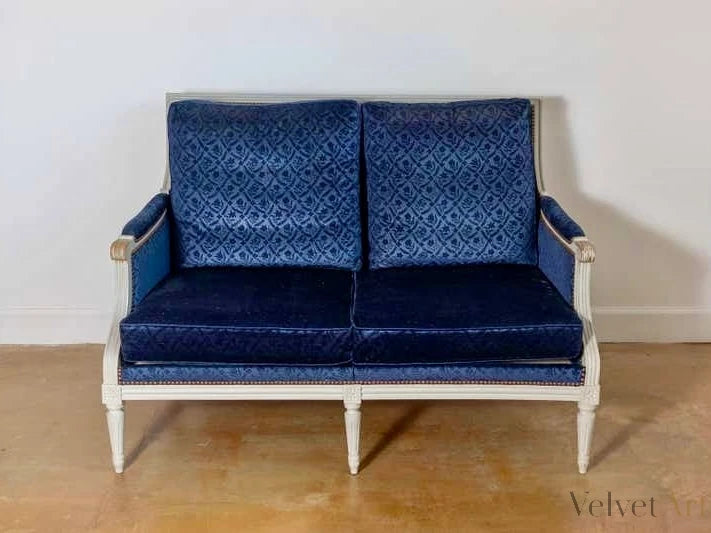 Sofá Azul Tapizado, Estilo Luis XVI, Francia Siglo XIX – vista 4 de 5