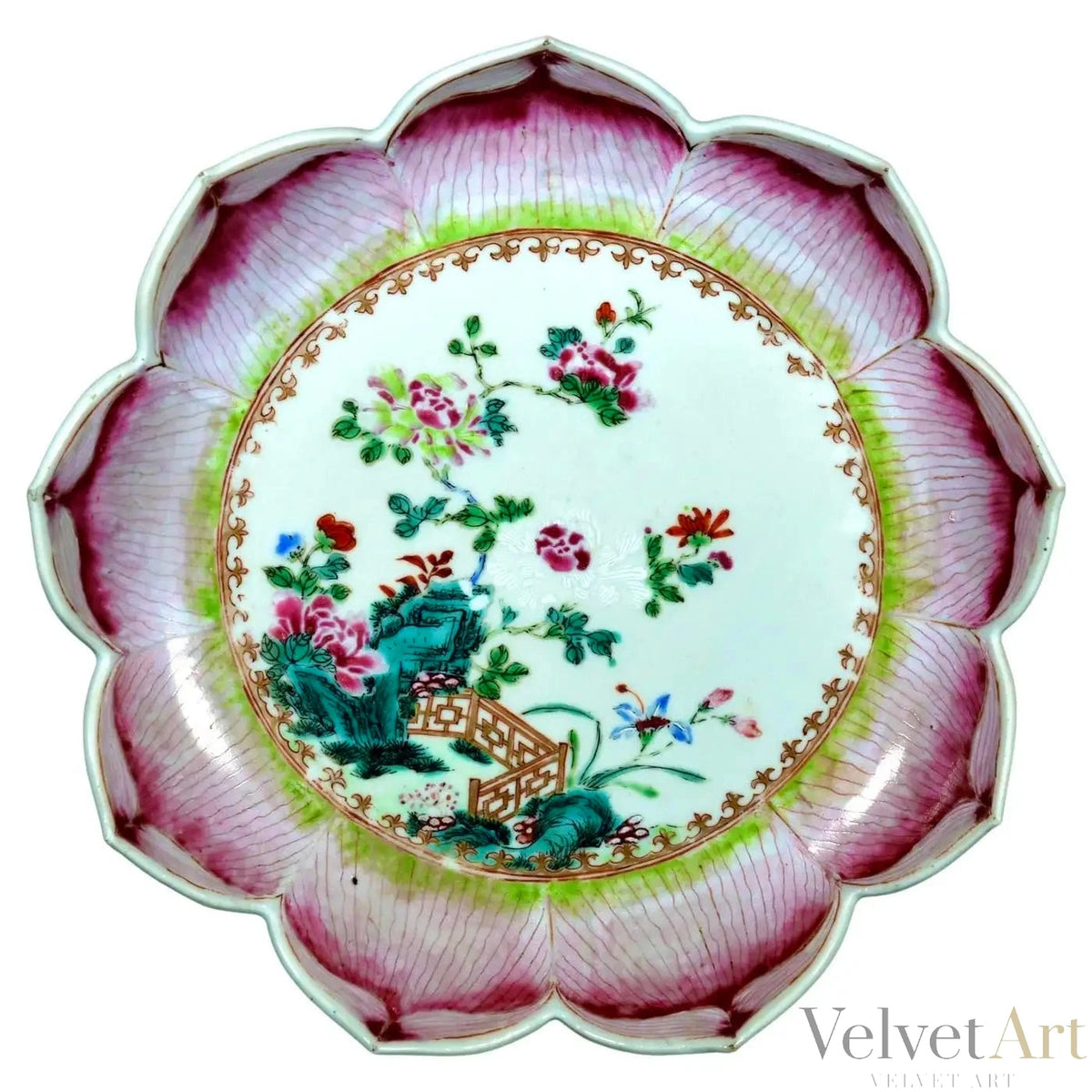 Plato en Forma de Hoja de Loto de porcelana china, 1765