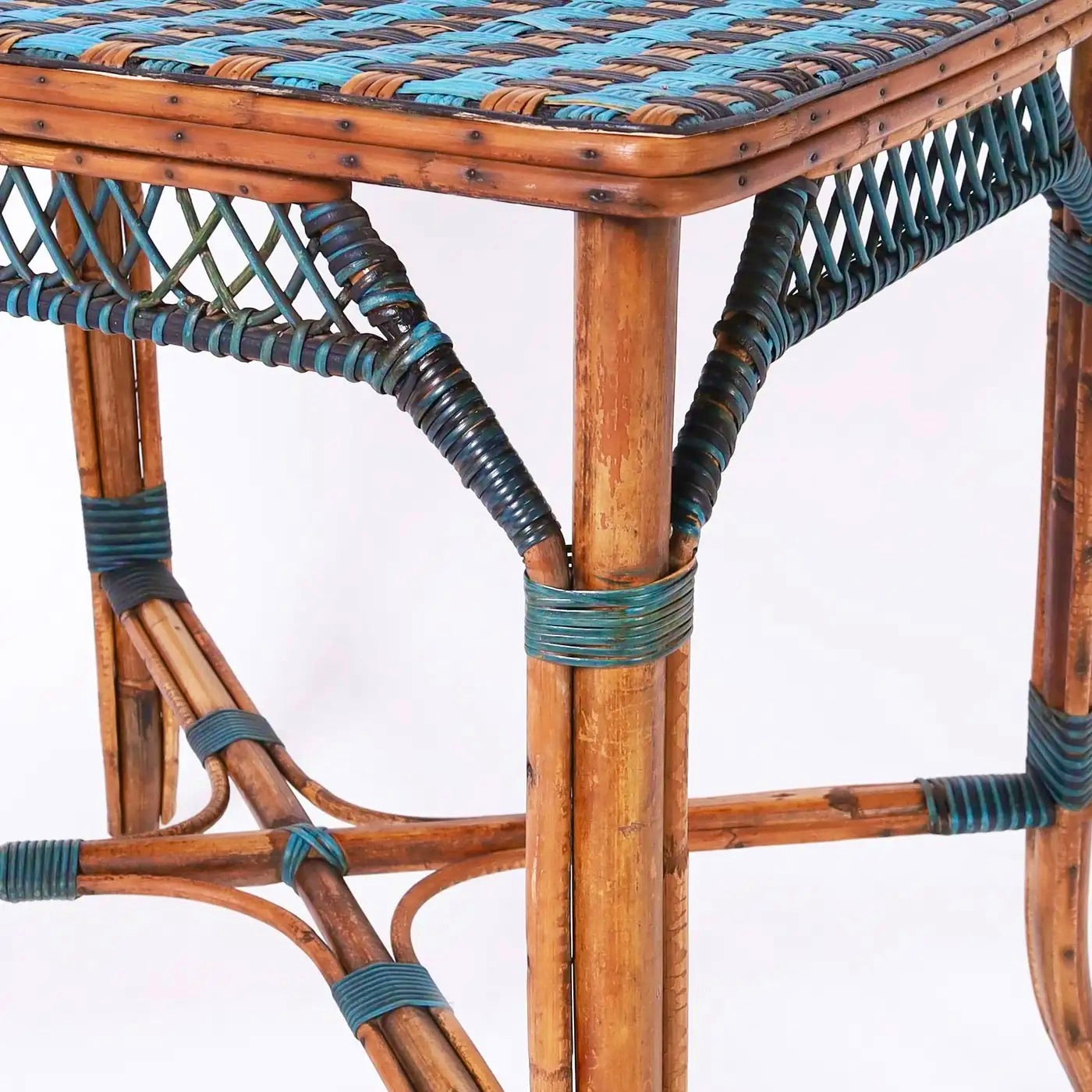 Mesa Francesa de Bambú y Junco Tejido de los Años 50