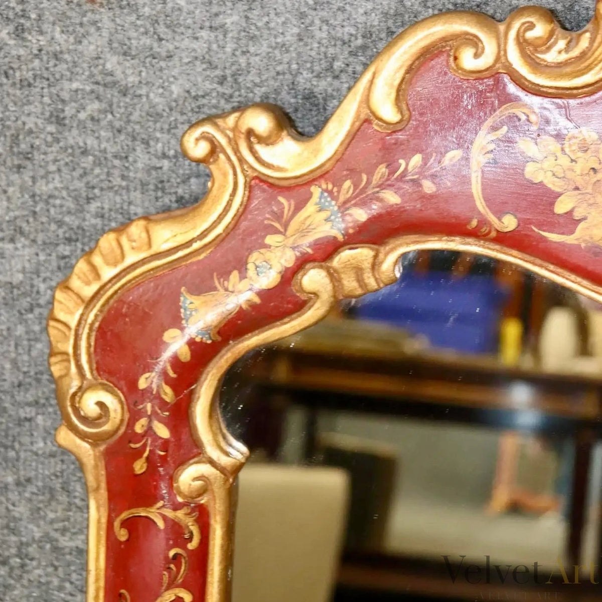 Espejo Rojo Chinoiserie Tallado en Dorado de 1950 – vista 3 de 8