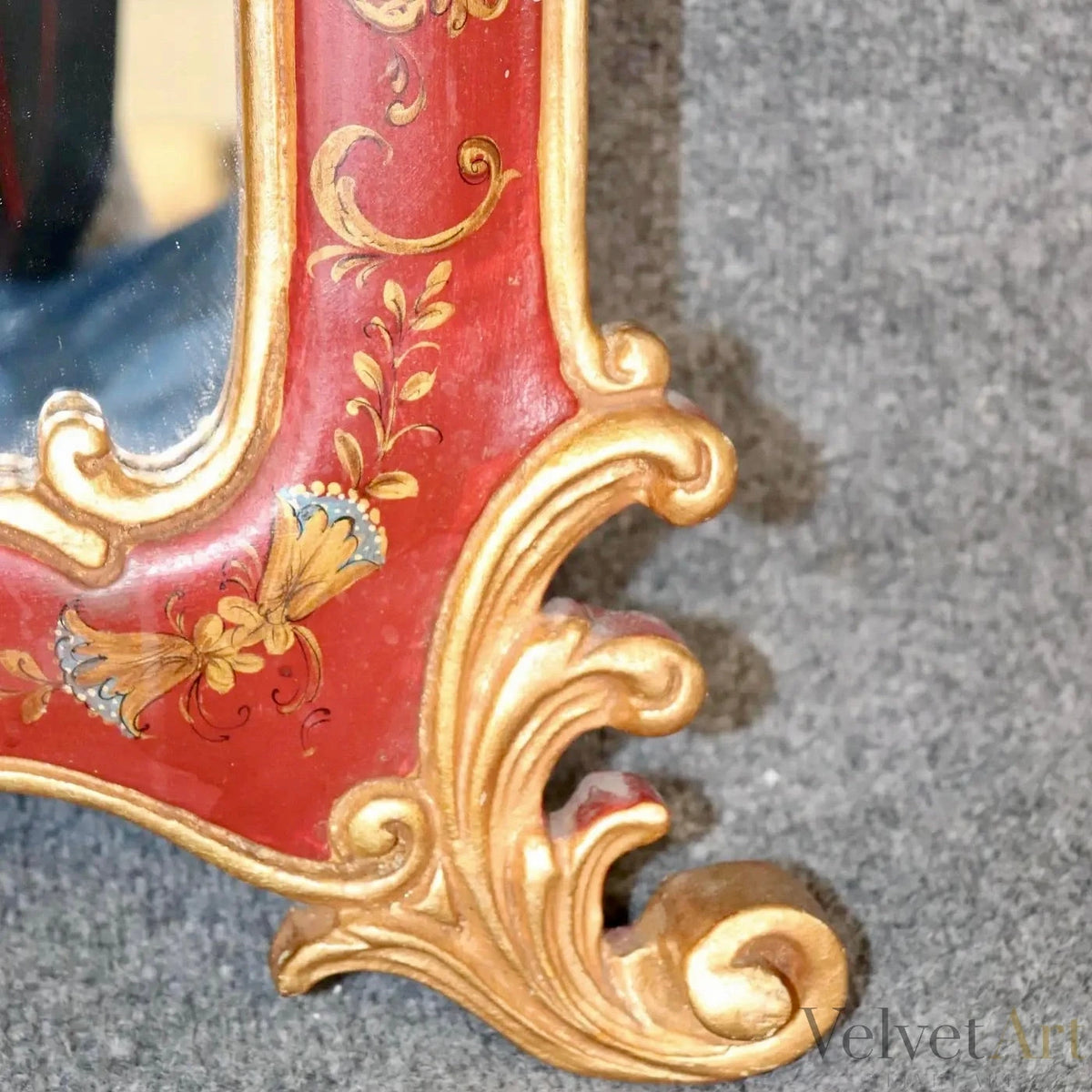 Espejo Rojo Chinoiserie Tallado en Dorado de 1950 – vista 6 de 8