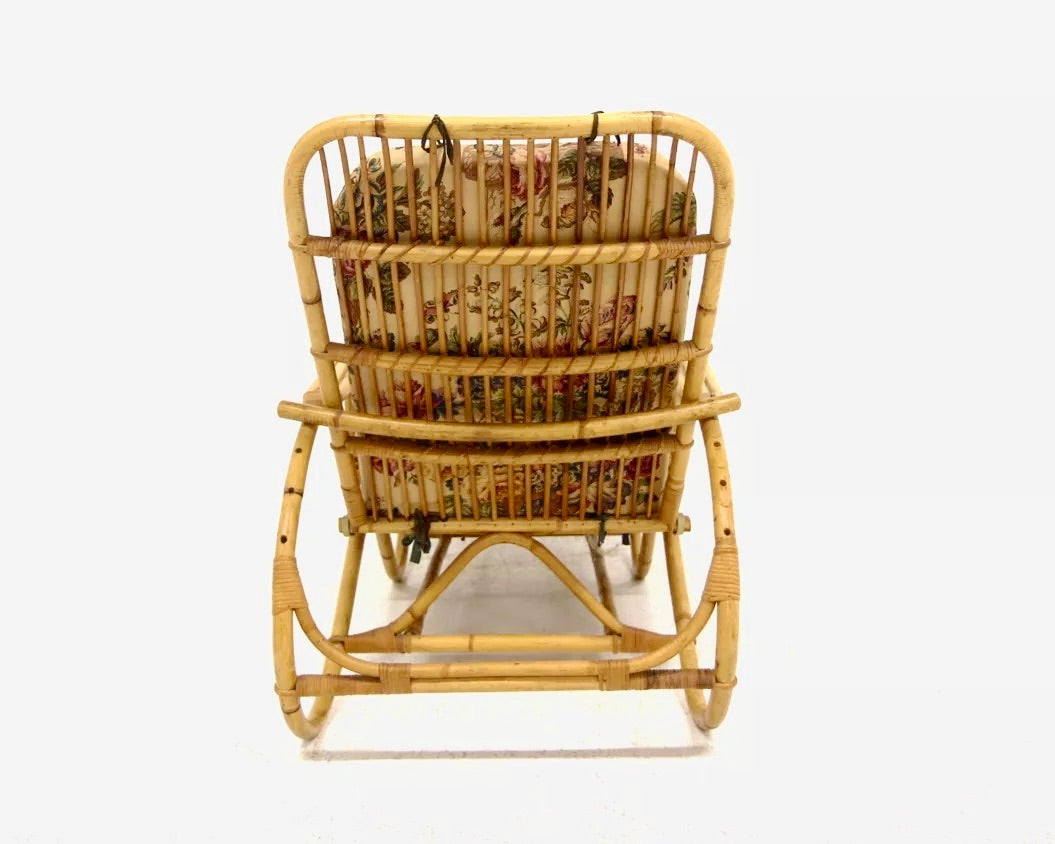 Chaise Longue de Ratán y Mimbre Plegable, Suecia, Años 60