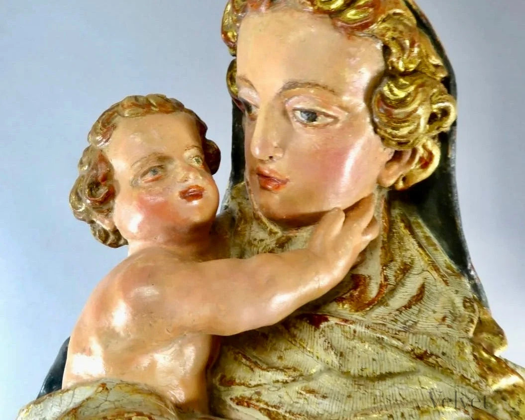 Escuela Valenciana, Siglo XVII | Virgen con Niño | Talla en Madera Dorada