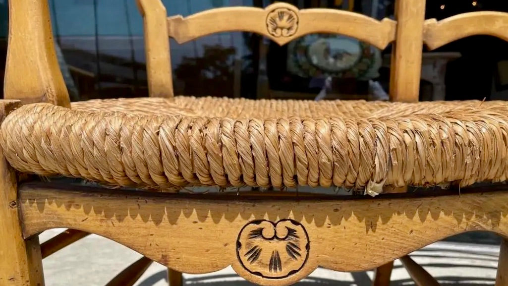 Banqueta Francesa con Asiento de Junco del Siglo XIX