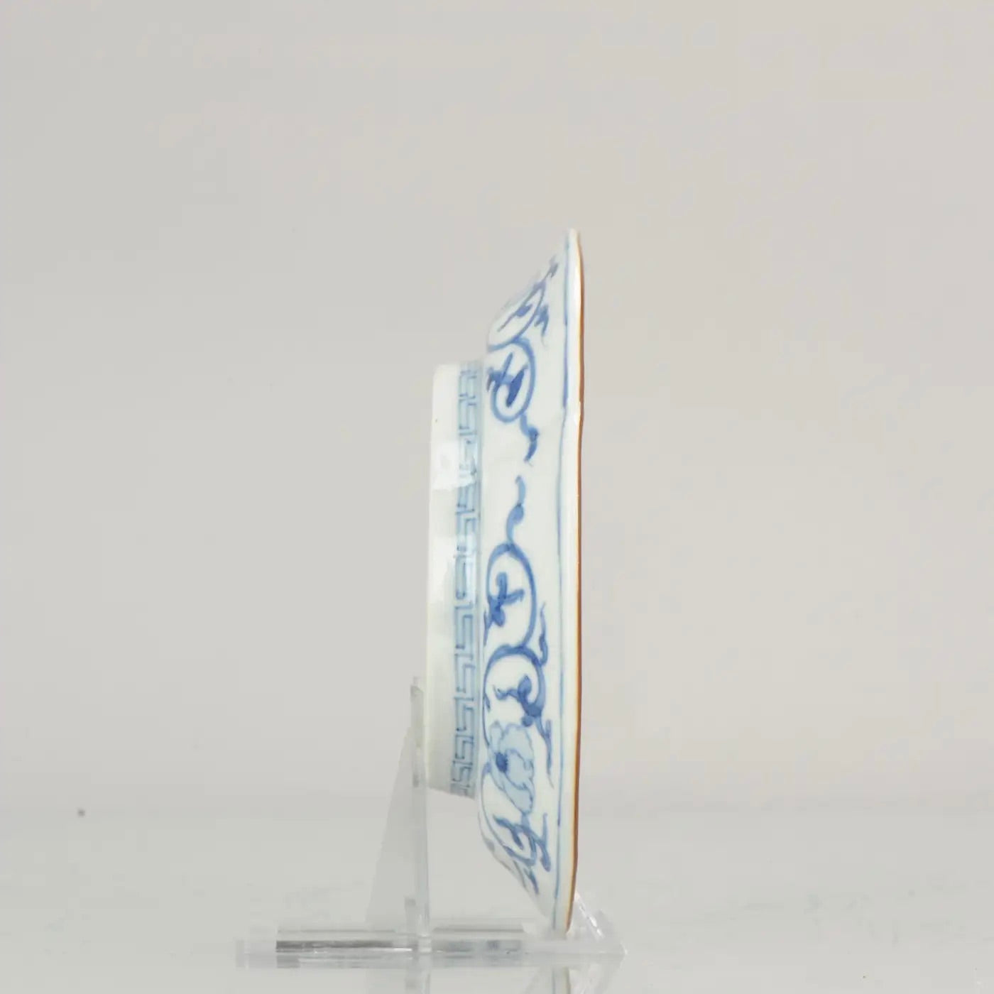Placa de Porcelana Japonesa Ko-Kutani del Siglo XVII