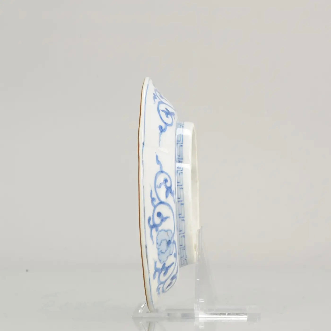 Placa de Porcelana Japonesa Ko-Kutani del Siglo XVII