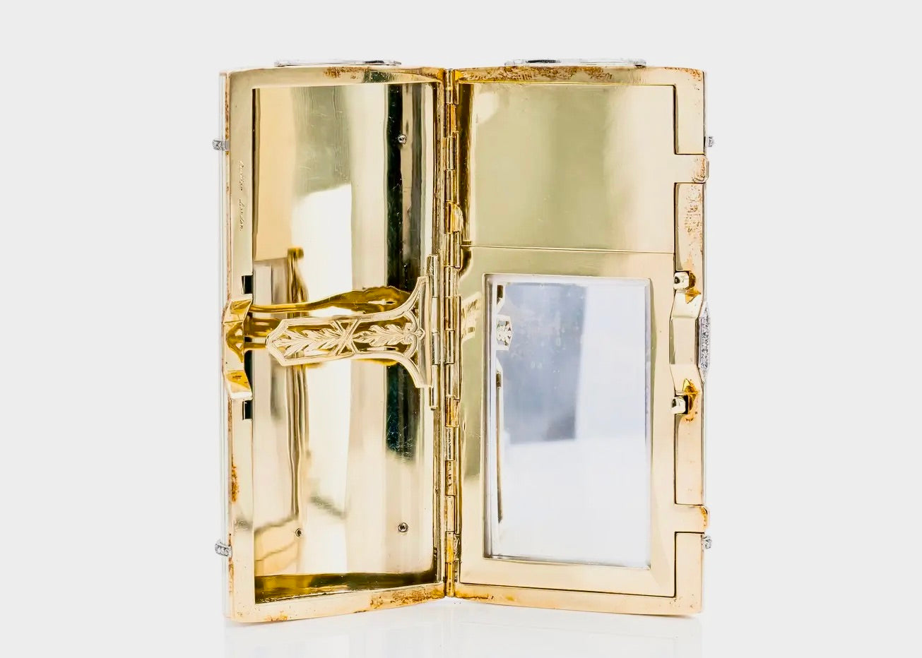 Cartier London 1930 | Compacto Art Deco en Oro Amarillo y Diamantes